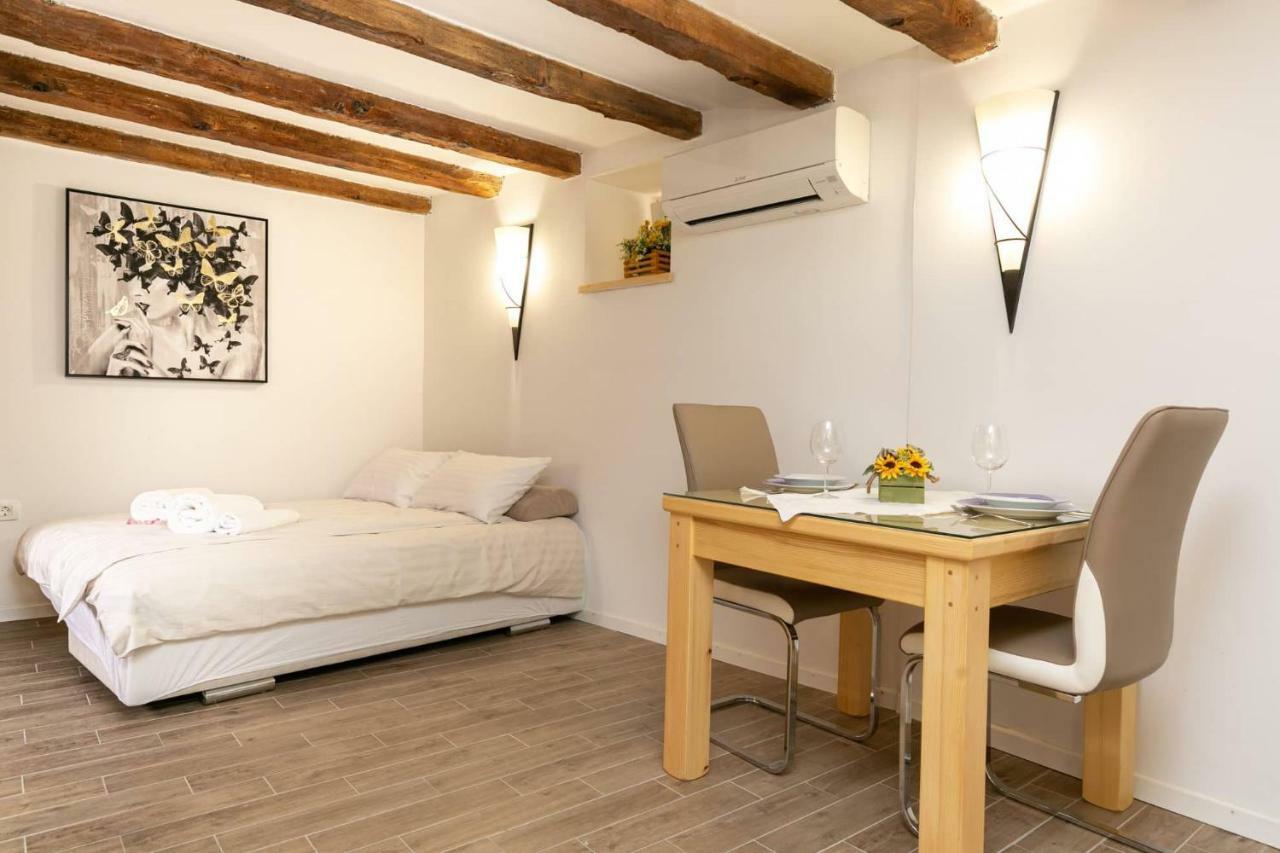 Studio Apartman Old Town Novi Vinodolski Luaran gambar